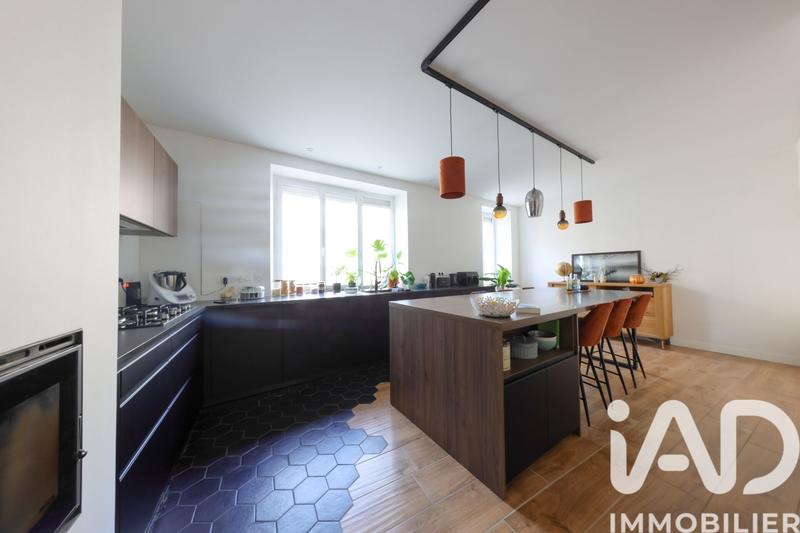 Maison - 150 m² - 8 pièces
