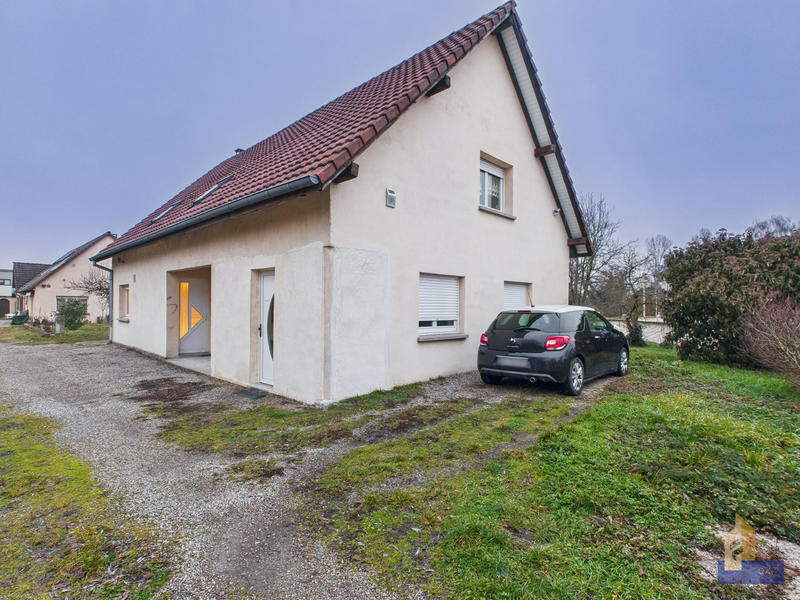 Maison - 127 m² - 7 pièces