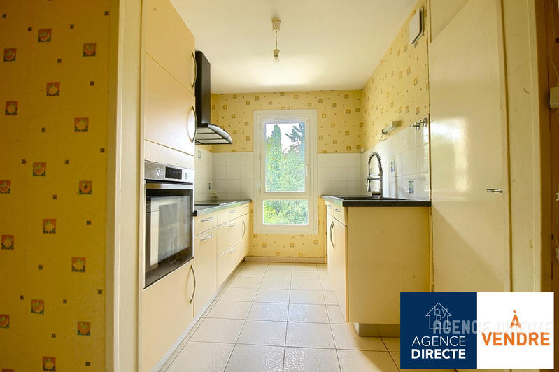 Appartement - 95 m² - 5 pièces