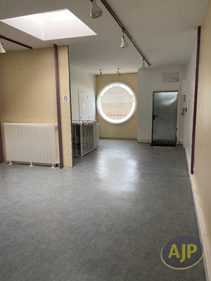 Local commercial - 50 m² - 2 pièces