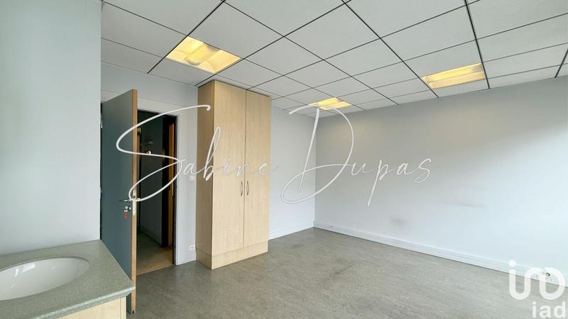 Bureau - 341 m² - 3 pièces