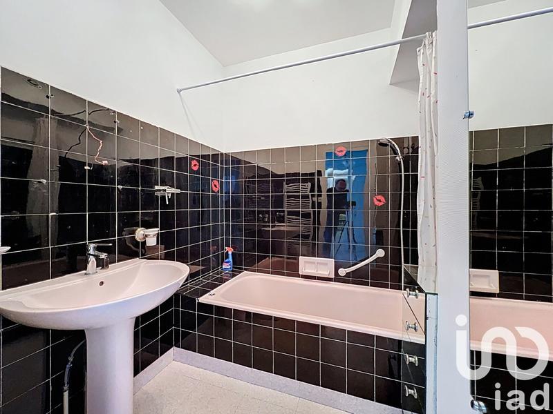 Appartement - 94 m² - 4 pièces