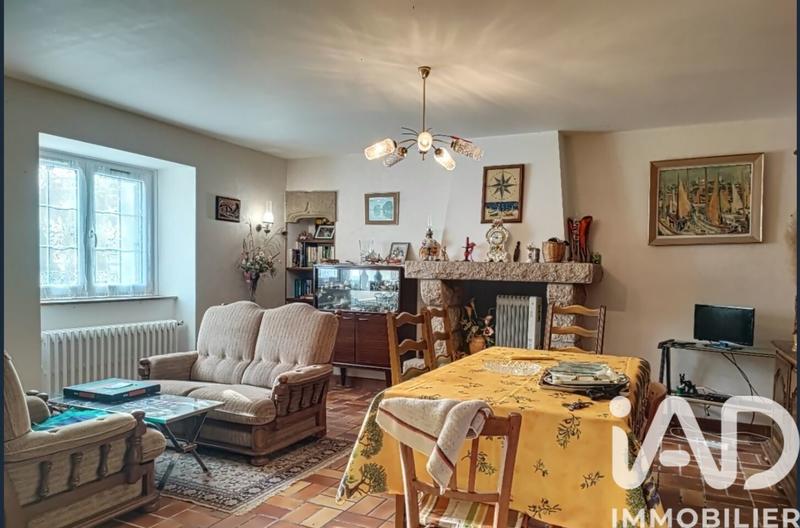 Maison - 95 m² - 4 pièces