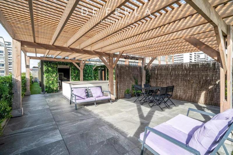 Penthouse - 87 m² - 4 pièces