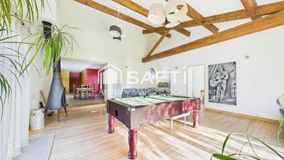 Maison - 157 m² - 6 pièces