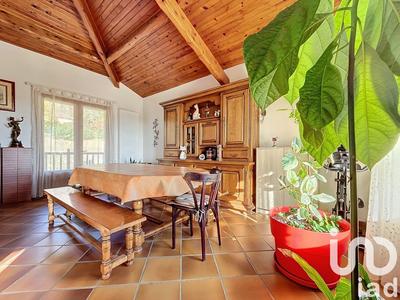 Maison - 107 m² - 5 pièces