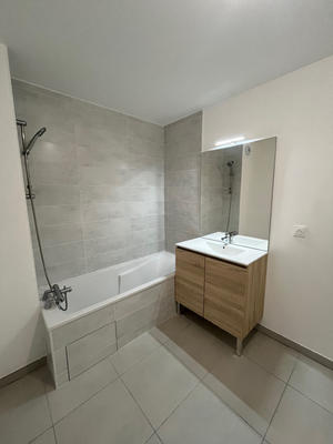 Appartement - 58 m² - 3 pièces