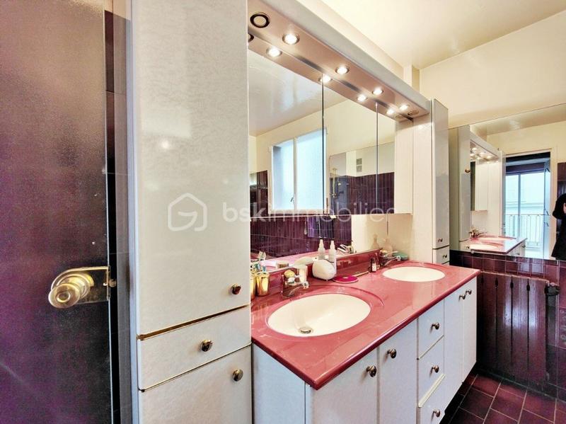 Appartement - 119 m² - 5 pièces