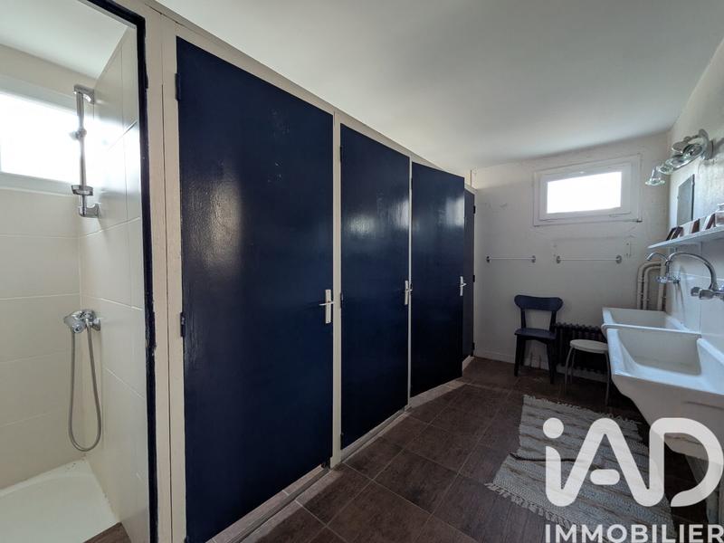 Maison - 302 m² - 12 pièces