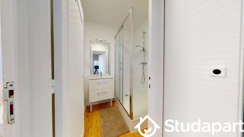 Chambre - 12 m² - 1 pièce