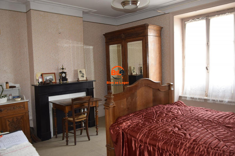 Maison - 188 m² - 8 pièces