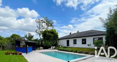 Maison - 185 m² - 8 pièces