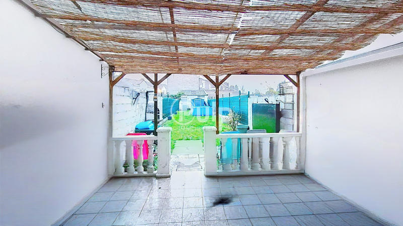 Maison - 159 m² - 6 pièces