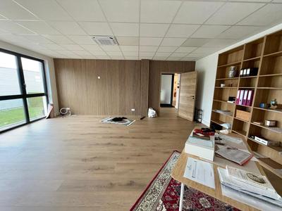 Bureau - 86 m² - 2 pièces