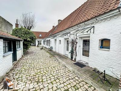 Corps de ferme - 180 m² - 7 pièces