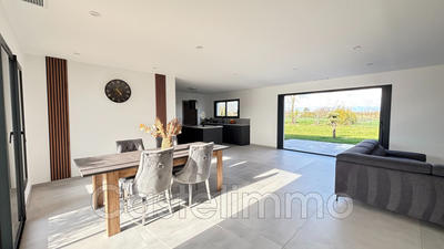 Maison - 150 m² - 5 pièces