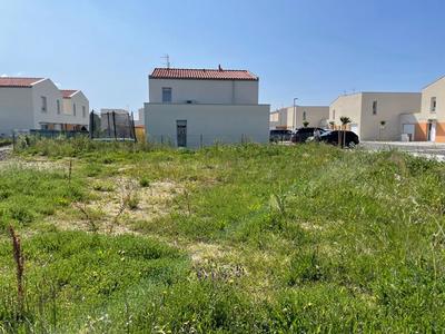Terrain constructible - 366 m²