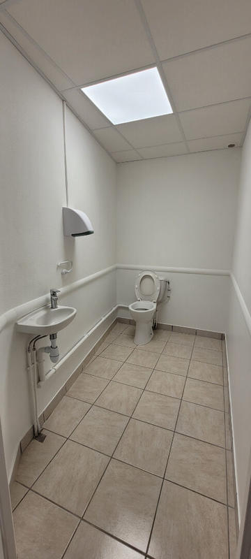 Bureau - 355 m² - 17 pièces