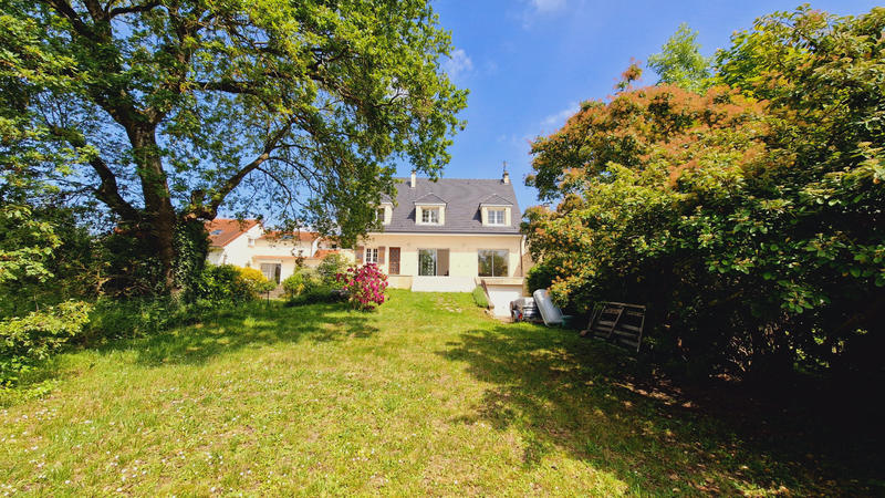 Maison - 175 m² - 7 pièces