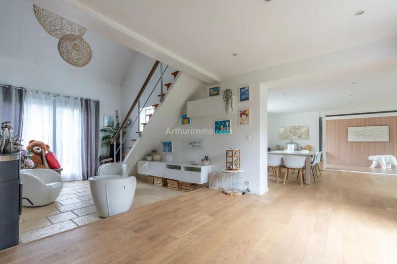 Maison - 175 m² - 7 pièces