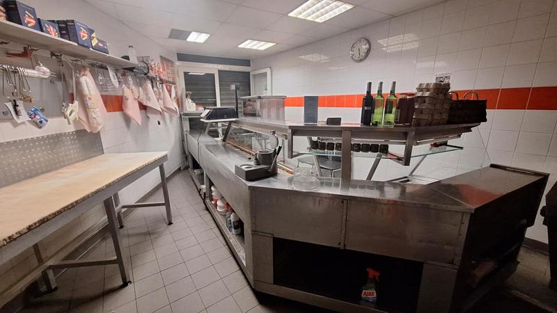 Immeuble - 165 m² - 8 pièces