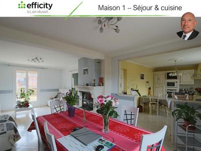Maison - 210 m² - 12 pièces