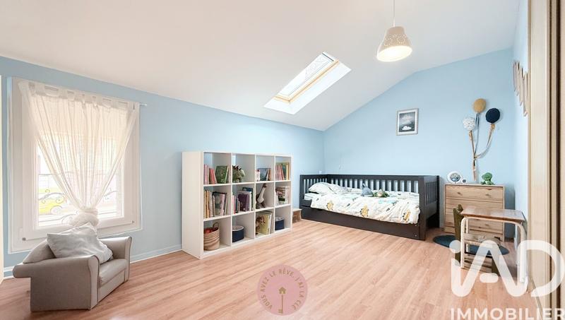 Maison - 164 m² - 7 pièces