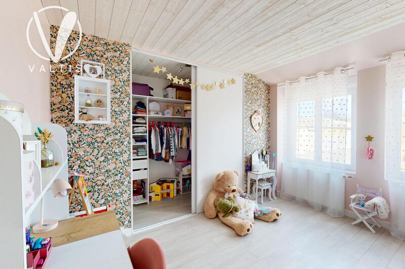 Maison - 227 m² - 5 pièces