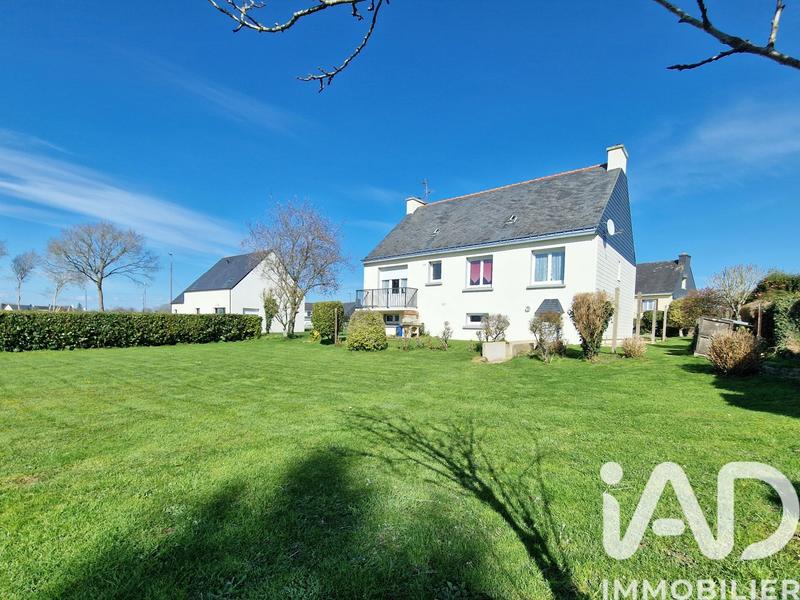 Maison - 94 m² - 5 pièces