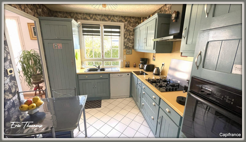 Maison - 90 m² - 5 pièces