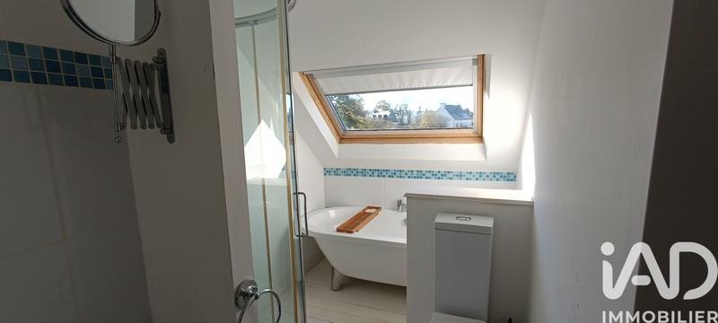 Maison - 206 m² - 8 pièces