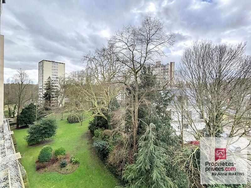 Appartement - 65 m² - 5 pièces