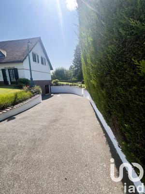 Maison - 204 m² - 10 pièces