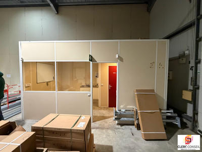 Local d'activités - 200 m²