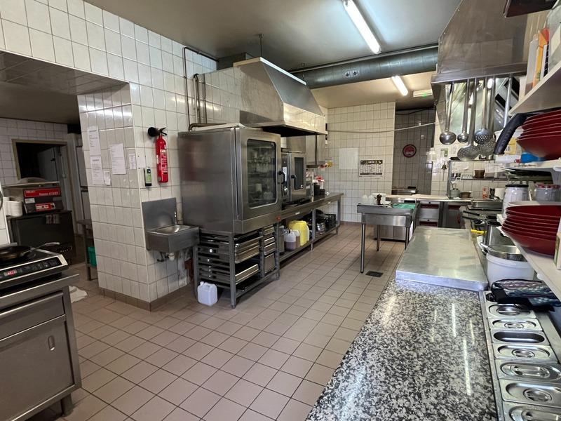 Fonds de commerce - 1 100 m²