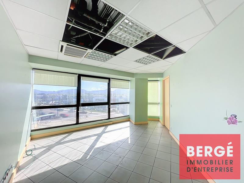 Bureau - 1 000 m²
