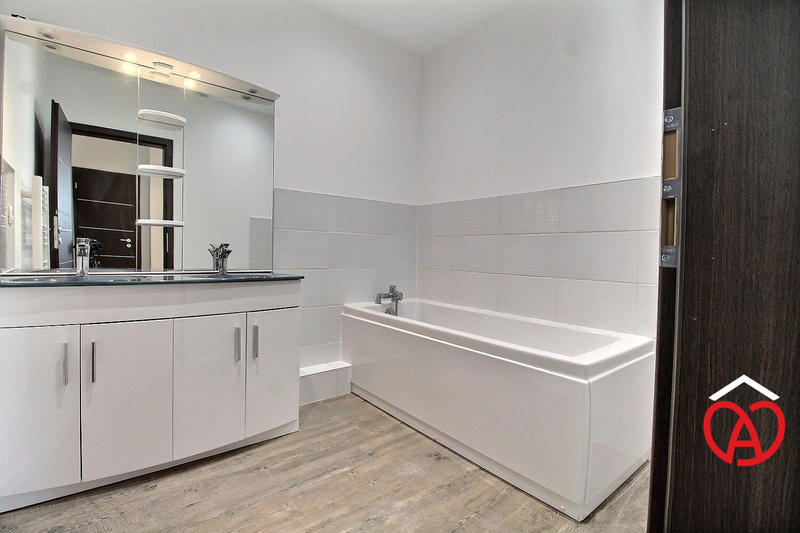 Maison - 106 m² - 5 pièces