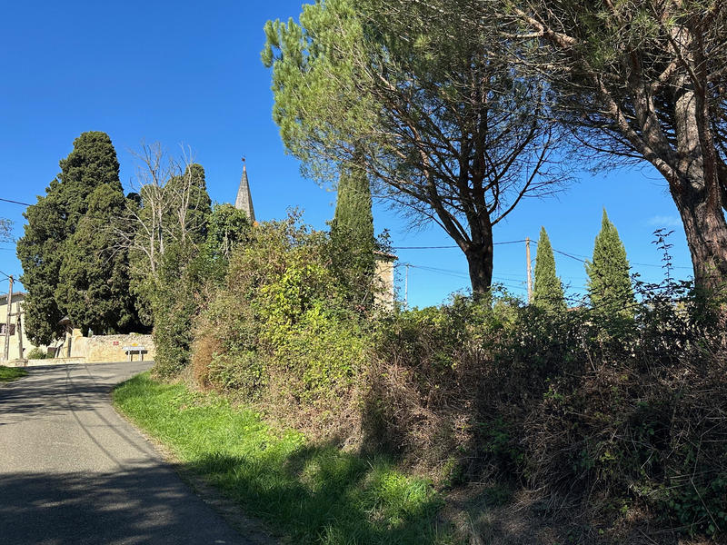 Terrain constructible - 3 777 m²