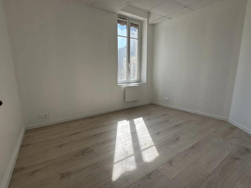 Appartement - 77 m² - 4 pièces