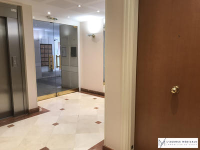 Bureau - 57 m² - 2 pièces