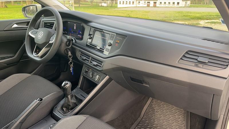 Volkswagen Polo VI 1.0 80 Business