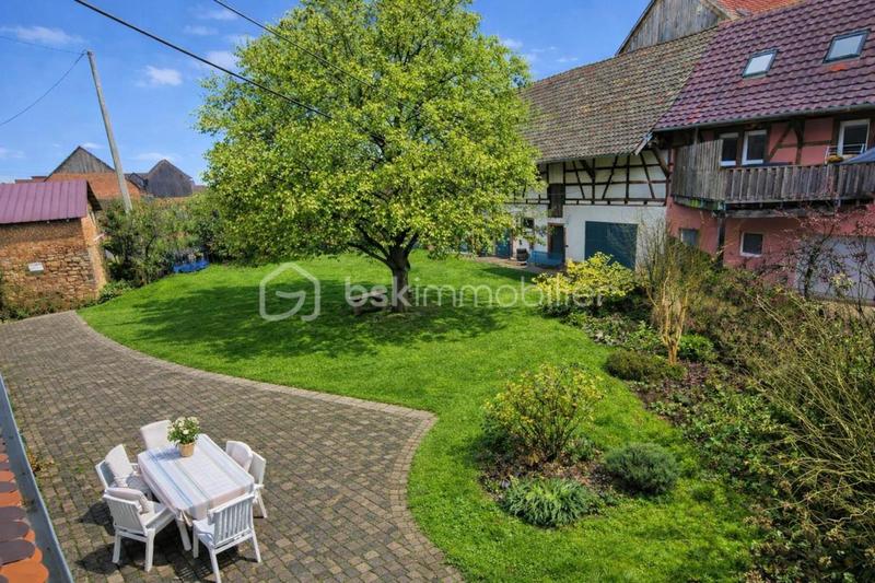 Immeuble - 240 m² - 7 pièces