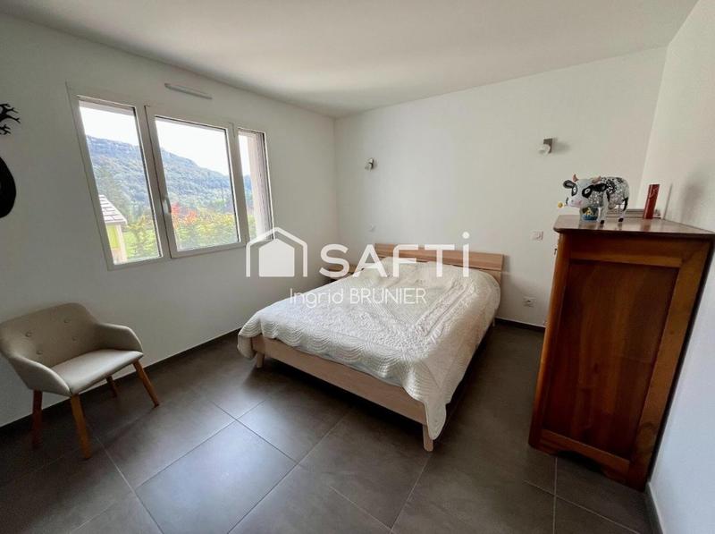 Villa - 170 m² - 5 pièces