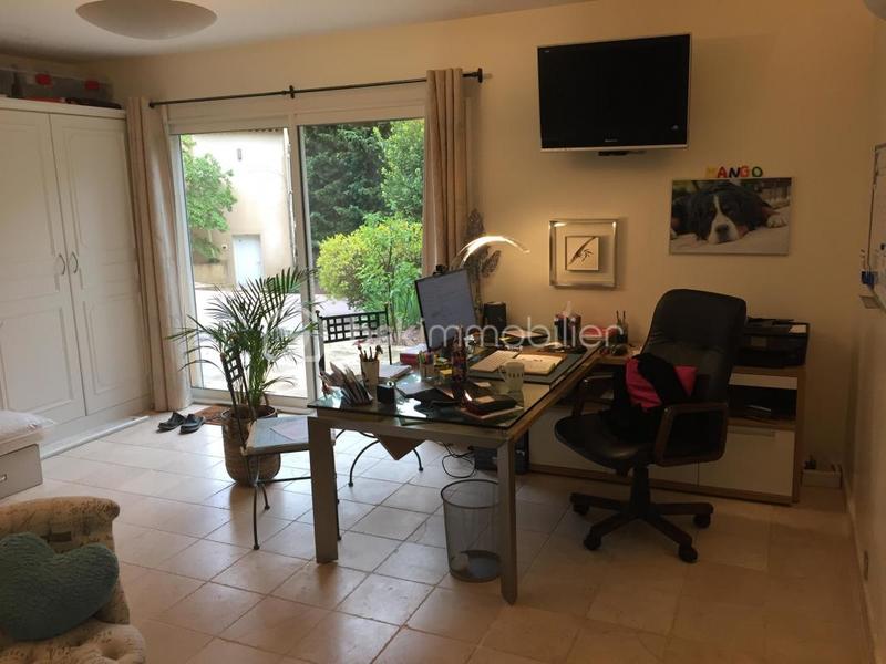 Propriété - 490 m² - 10 pièces