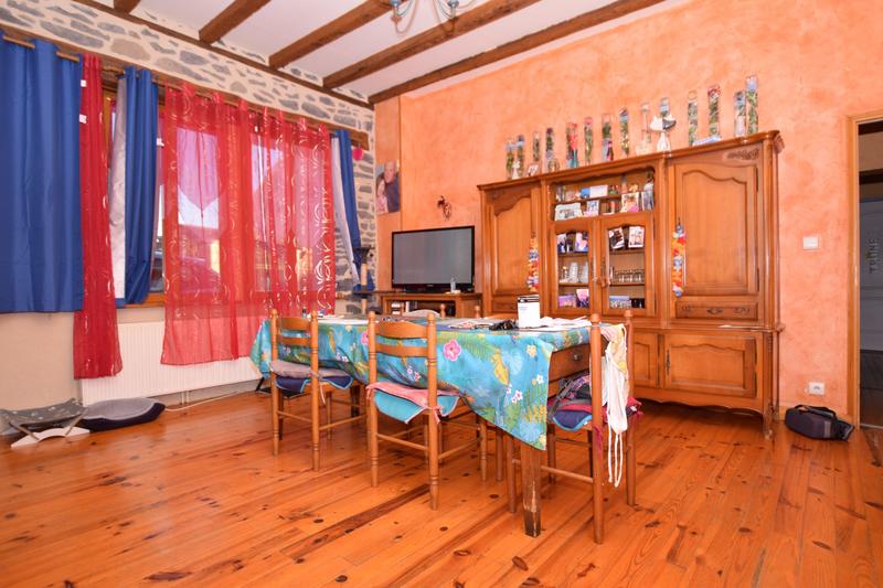 Appartement - 162 m² - 6 pièces