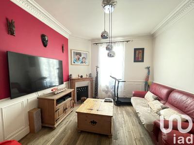 Maison - 90 m² - 5 pièces