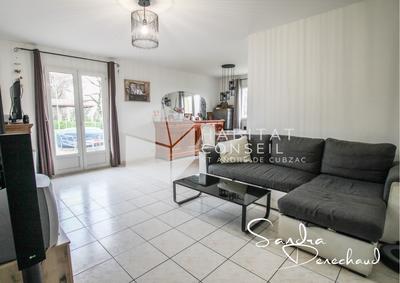 Maison - 96 m² - 5 pièces