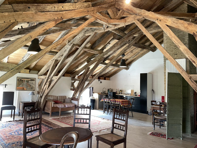 Maison de village - 523 m² - 10 pièces