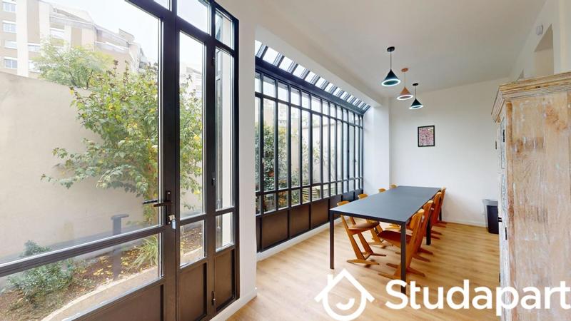 Chambre - 12 m² - 1 pièce