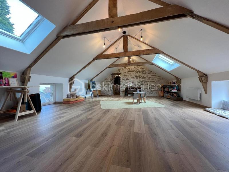 Maison - 165 m² - 6 pièces